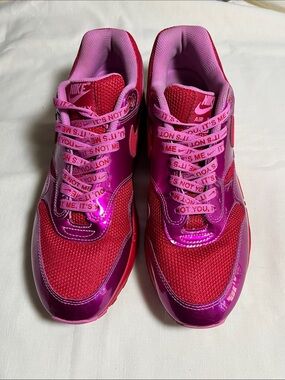 Nike Men’s Air Max 1 Premier in Playful Pink-Scripted Laces
